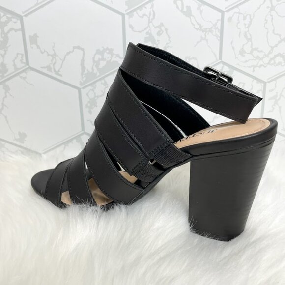 Black Dress  Block Heels - Picture 3 of 5